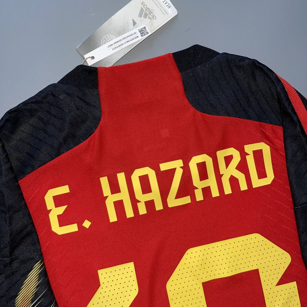 Nike × Vintage NWT BELGIUM ADIDAS 2022 WC FOOTBALL HOME JERSEY #10 HAZARD Size US M / EU 48-50 / 2 - 11 Thumbnail