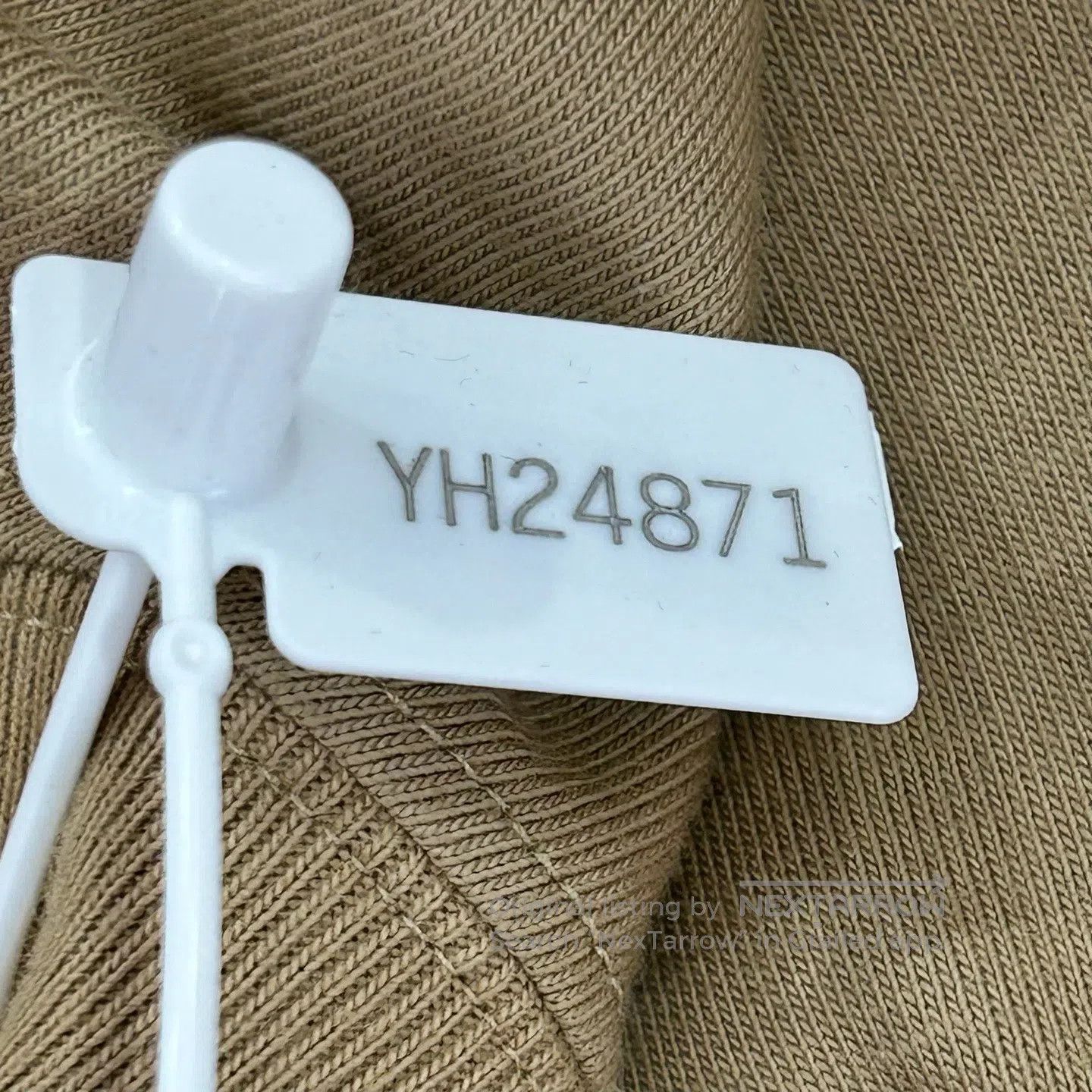 Balenciaga Balenciaga Dark Camel email-themed short-sleeved T-shirt Size XS / US 0-2 / IT 36-38 - 7 Thumbnail
