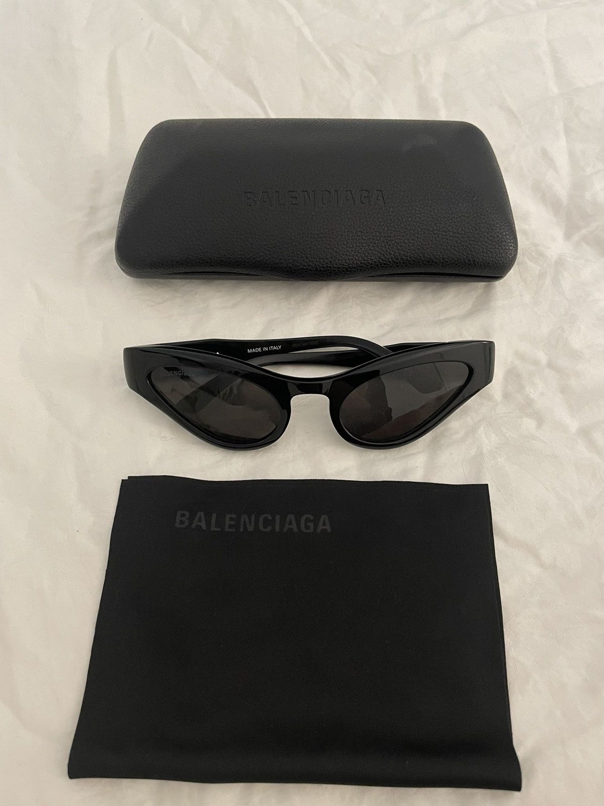 サングラス BALENCIAGA BLACK NYLON ORBIT CAT SUNGLASSES Balenciaga Black Nylon Orbit Cat Sunglasses | Grailed
