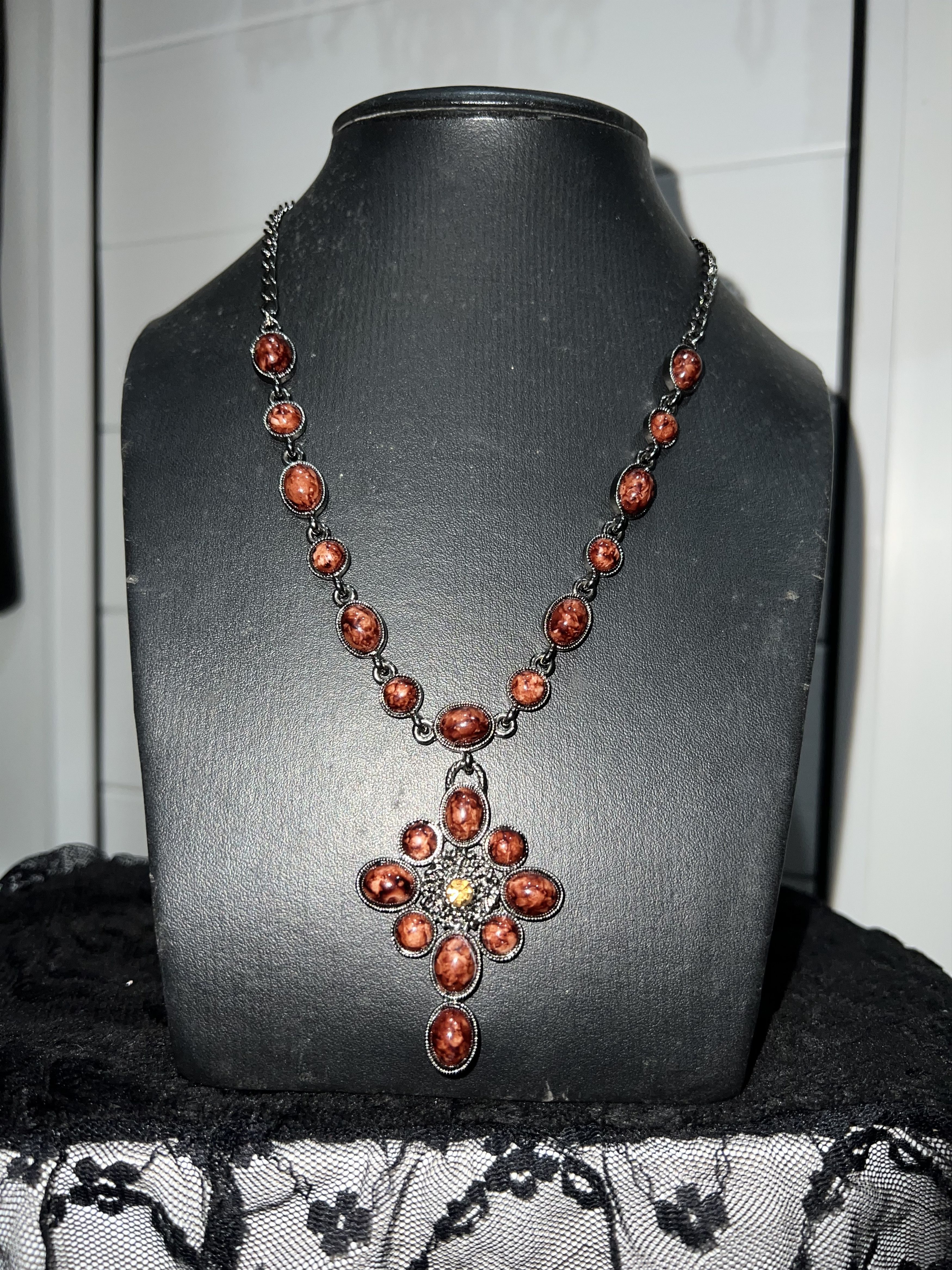 Other ➕Cross reddish spiny oyster stones necklace 🥀 Size ONE SIZE - 1 Thumbnail