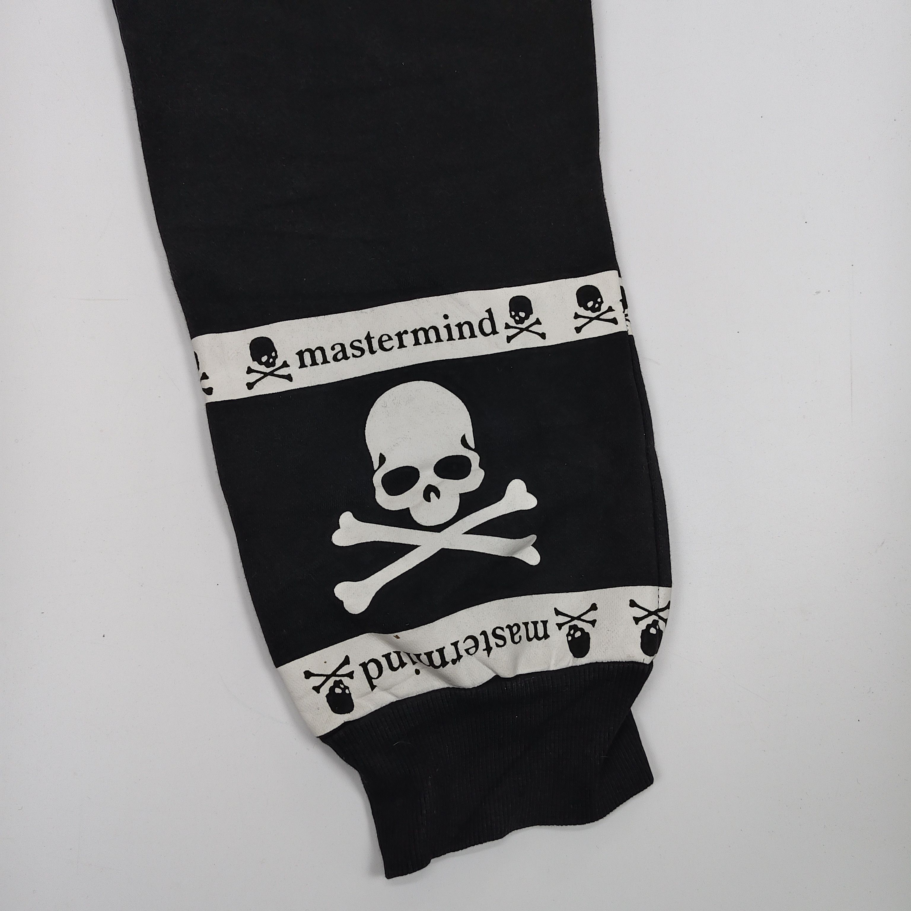 Mastermind Japan Mastermind Japan Skulls #P1 Size US 30 / EU 46 - 4 Thumbnail