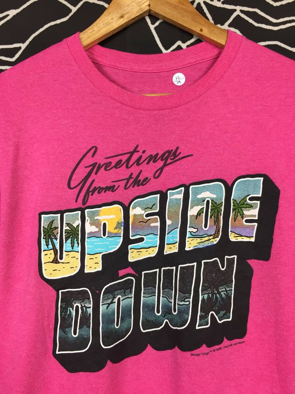 Other Netflix Stranger Things Greetings From The Upside Down Tee Size US L / EU 52-54 / 3 - 3 Thumbnail