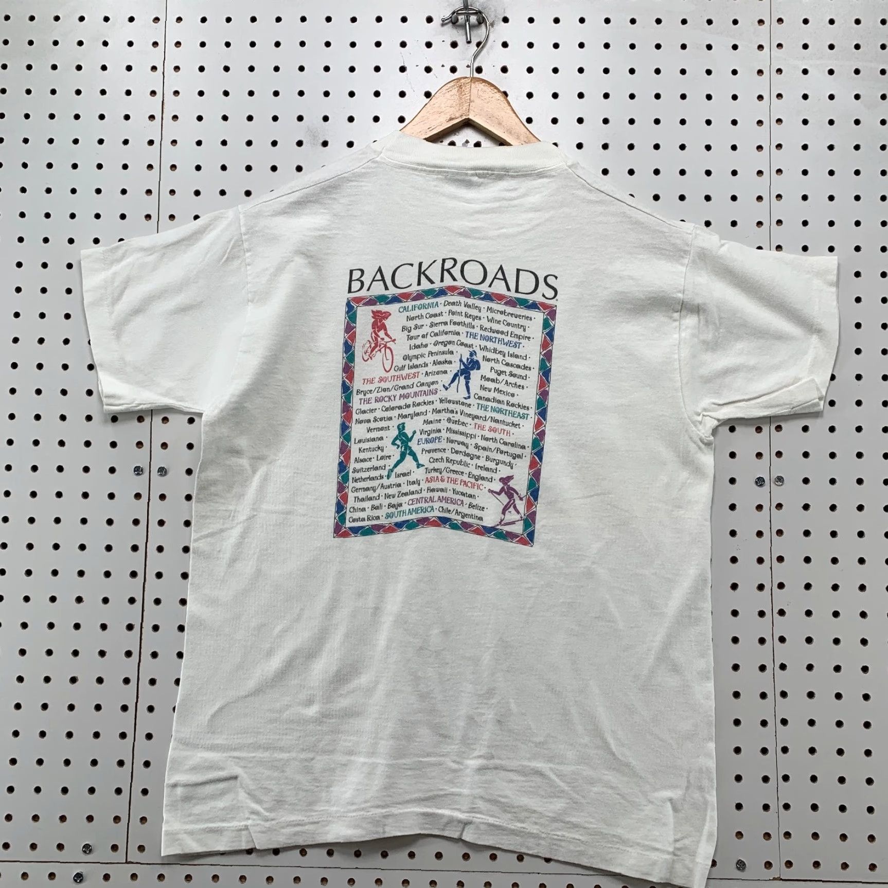 Fruit Of The Loom VINTAGE Fruit of the Loom Shirt Mens M White USA Backroads City Backroads USA City Shirt Mens Medium White Single Stitch Made USA Size US M / EU 48-50 / 2 - 2 Thumbnail