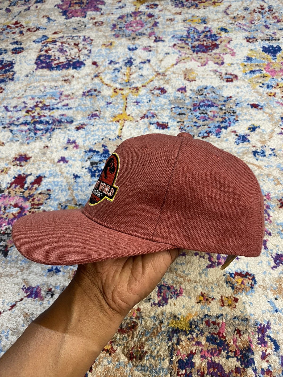 Other VINTAGE 90s THE LOST WORLD JURASSIC PARK SAMPLE HATS Size ONE SIZE - 12 Thumbnail