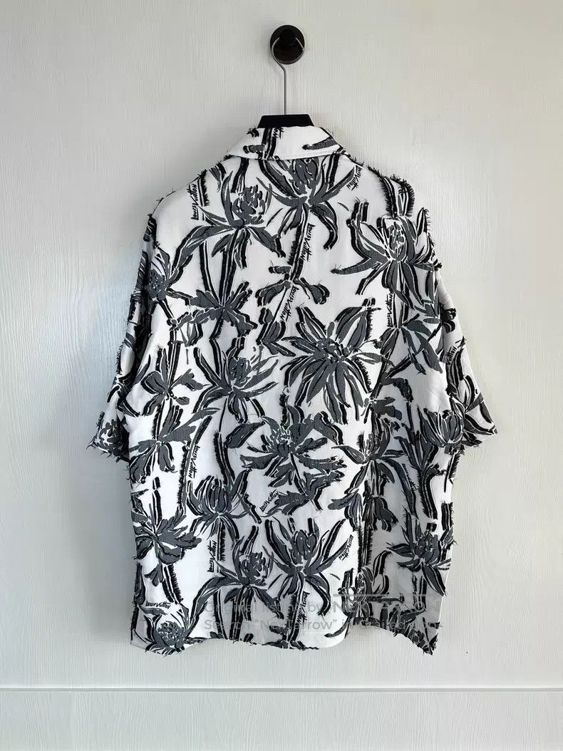 Louis Vuitton Louis Vuitton Yarn seagrass print short sleeve shirt Size US XS / EU 42 / 0 - 2 Thumbnail