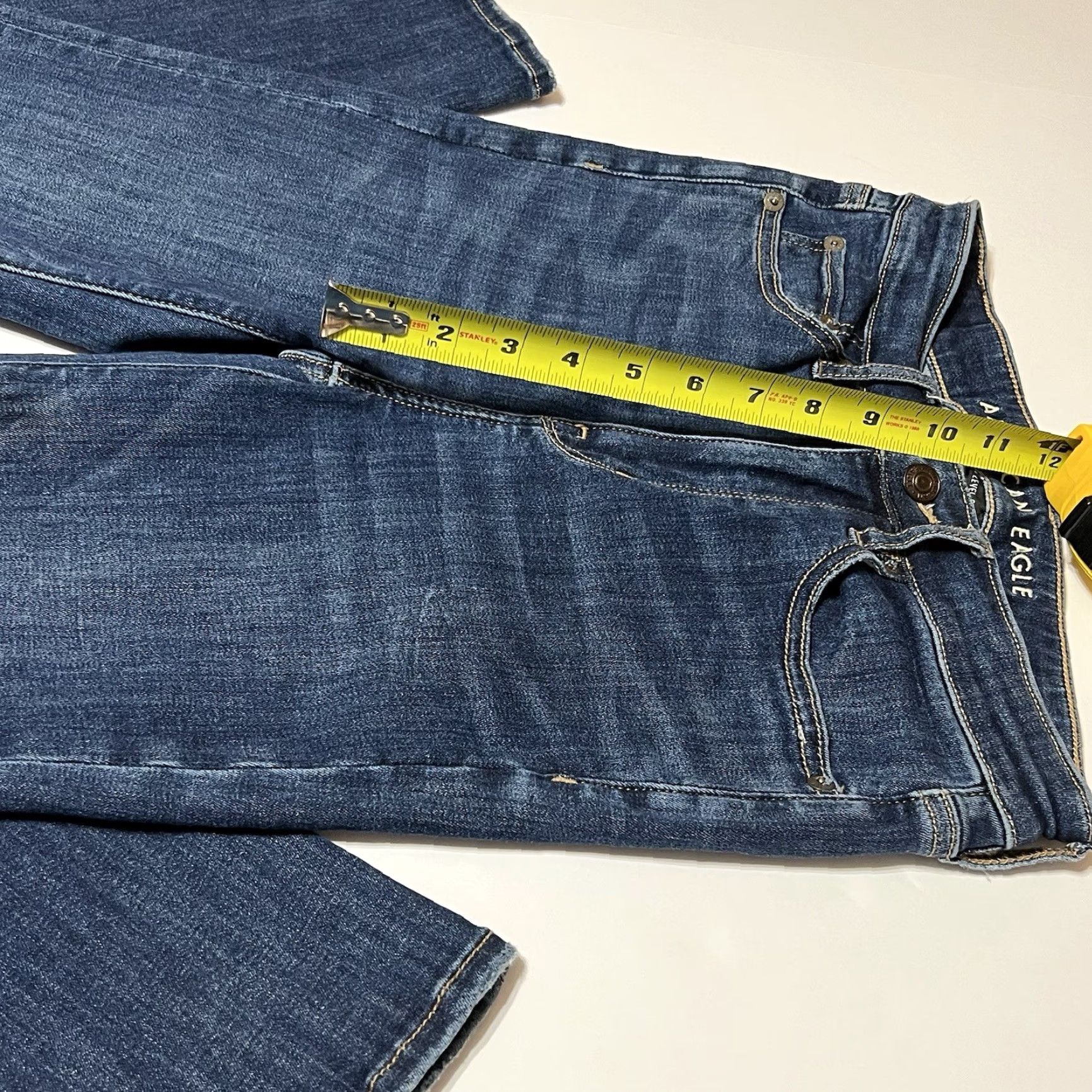 American Eagle Outfitters American Eagle Outfitters Jeans Womens 4 Short Flared Denim Stretch High Rise 27in Inseam Blue 26in Waist Slim Regular Pockets Logo Split Hem Size 27" / US 4 / IT 40 - 4 Thumbnail