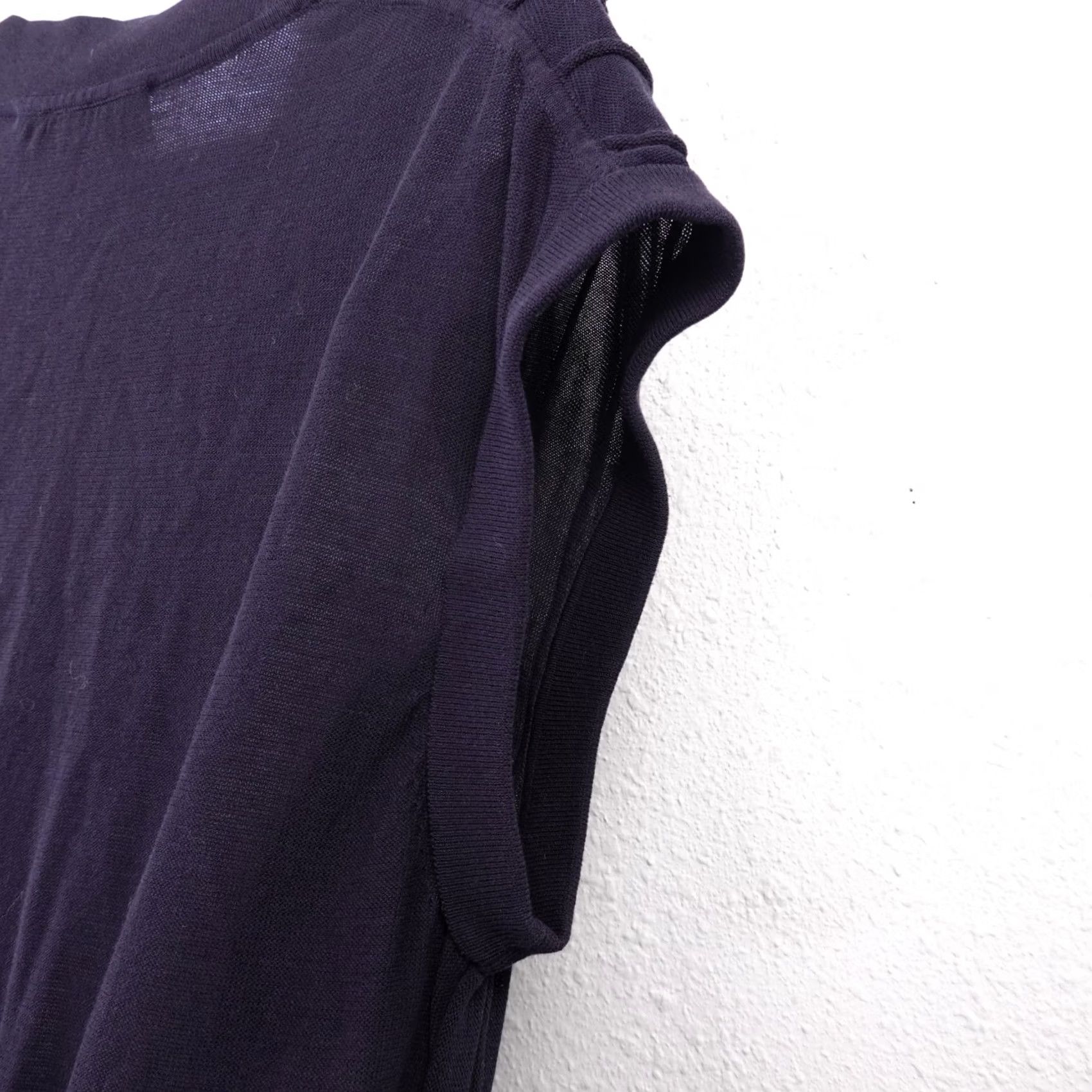 Vintage Sakaya Davis Blouse N avy Sleeveless Knit Cotton 100% Top Women Size M Crew Neck Cap Sleeve Slim Fit Regular Knit Shirt Size M / US 6-8 / IT 42-44 - 6 Thumbnail