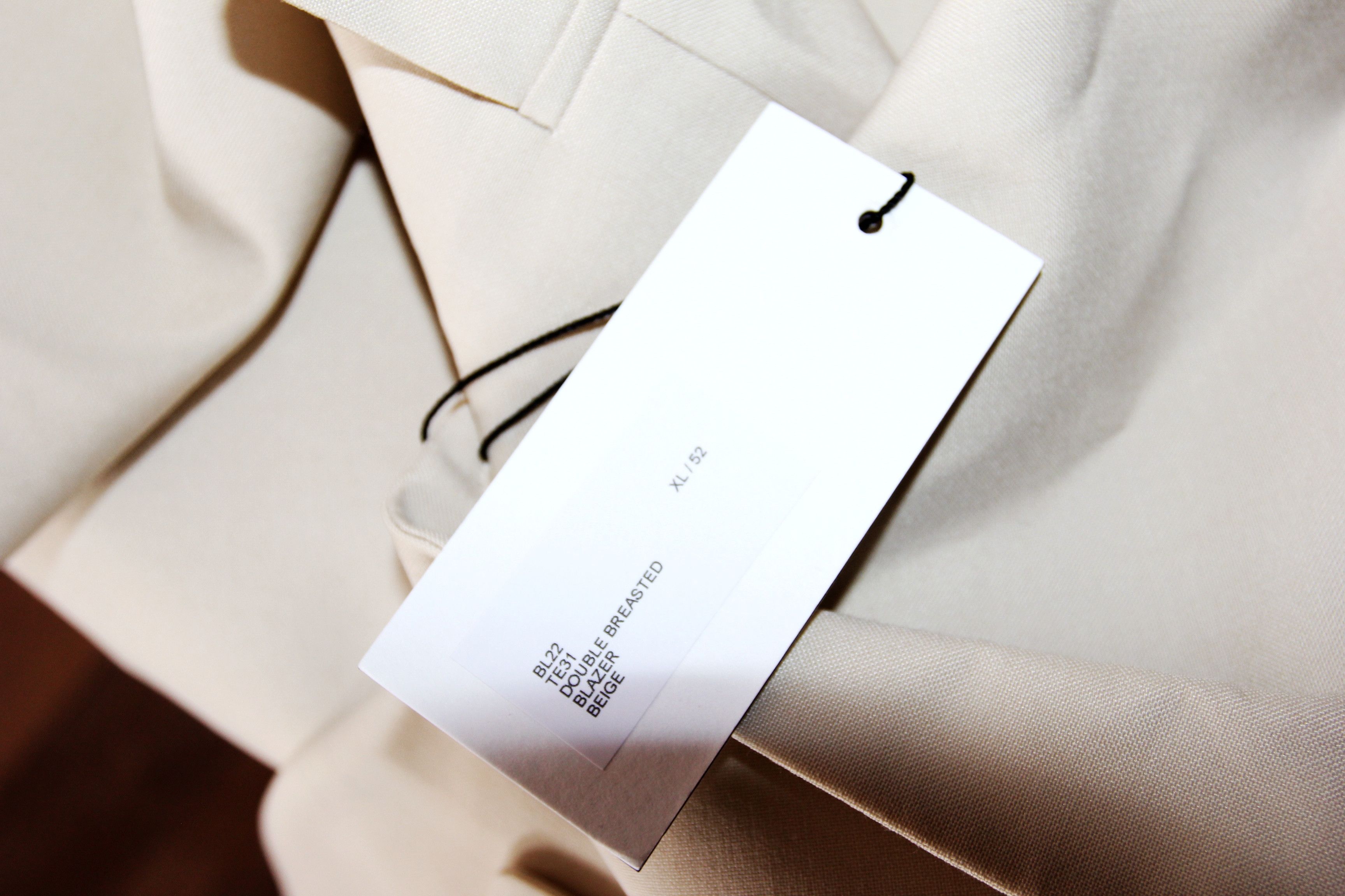 Ernest W. Baker BNWT SS23 ERNEST W. BAKER DOUBLE-BREASTED BLAZER 52 Size US L / EU 52-54 / 3 - 8 Thumbnail