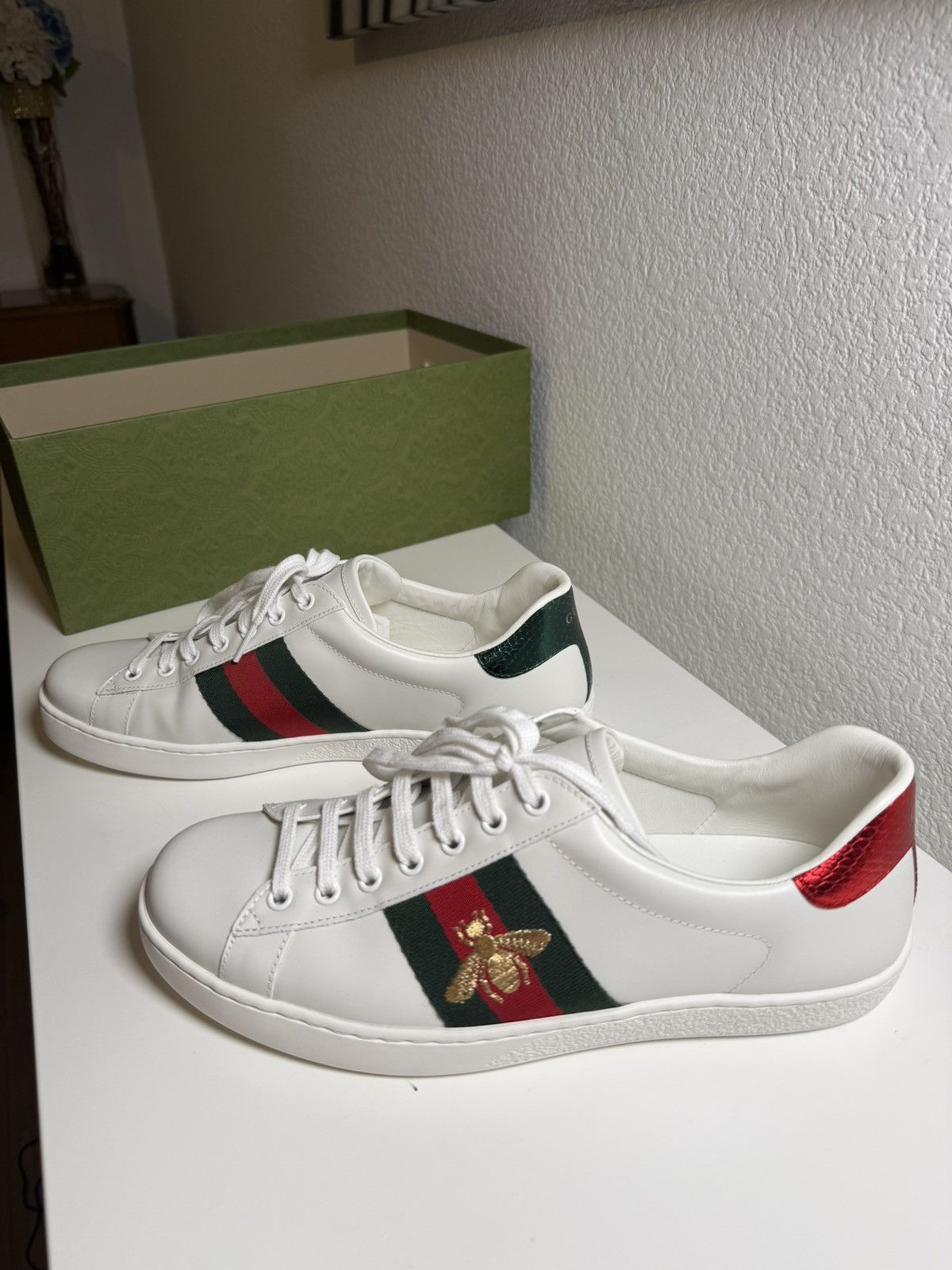 Gucci Gucci Ace Bee Sneakers size 8/US 9.5 Size US 9.5 / EU 42-43 - 6 Thumbnail