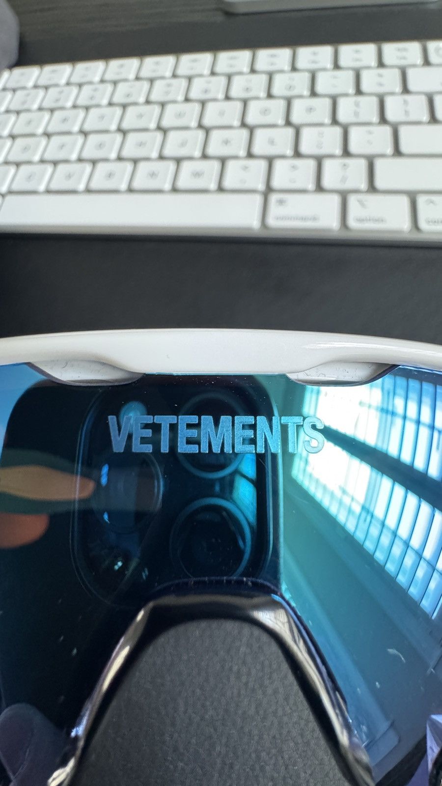Oakley × Vetements VETEMENTS x OAKLEY SS19 SPIKES 400 SUNGLASSES Size ONE SIZE - 8 Thumbnail