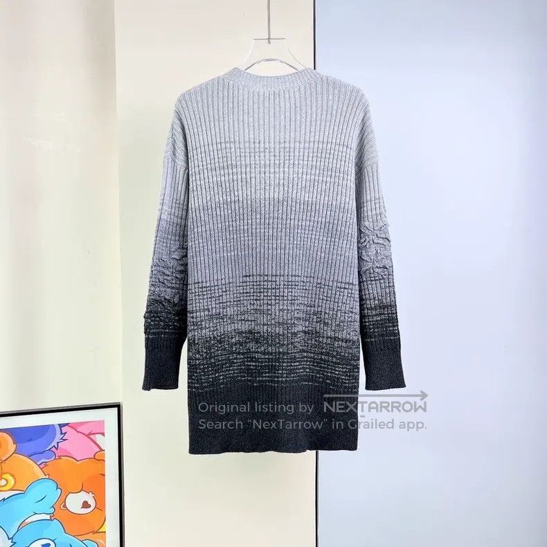 Chanel Chanel 22K black and gray gradient cashmere knitted cardig Size XXS / US 00 / IT 34 - 2 Thumbnail