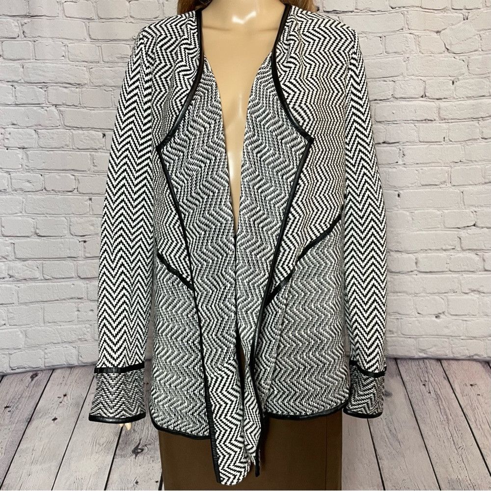 Chicos Chico's Chevron Black White Open Front Faux Leather Trim Ca Size L / US 10 / IT 46 - 4 Thumbnail