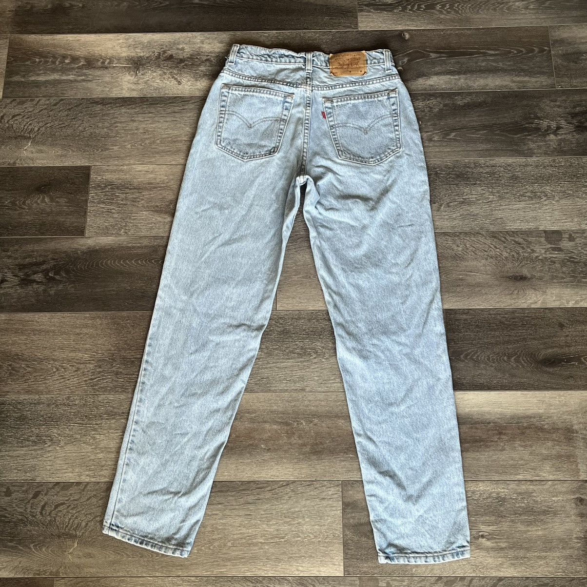 Levi's Vintage 90s Levis 521 Tapered Fit Leg Light Wash Denim Jeans Size 32" / US 10 / IT 46 - 1 Thumbnail