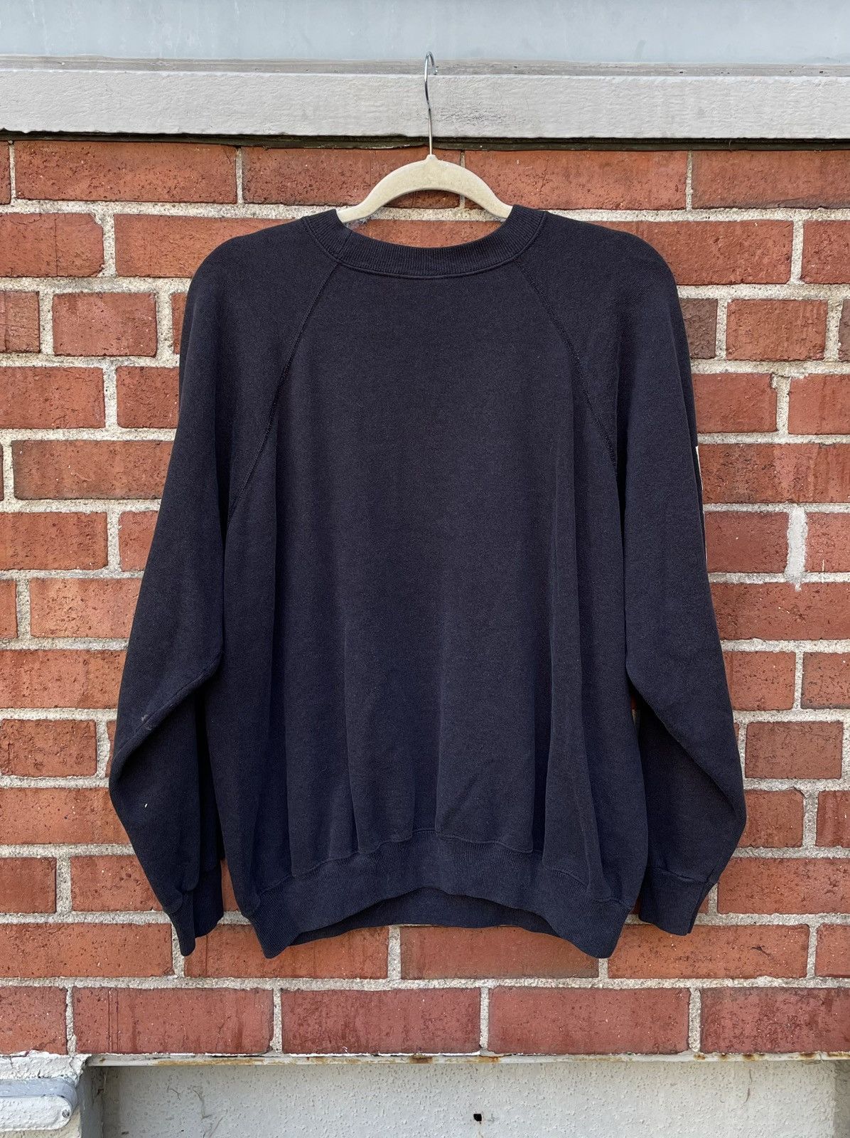 Hanes Vintage 90s Hanes Flex Gym Denver USA Muscles Crewneck Size US XL / EU 56 / 4 - 5 Thumbnail