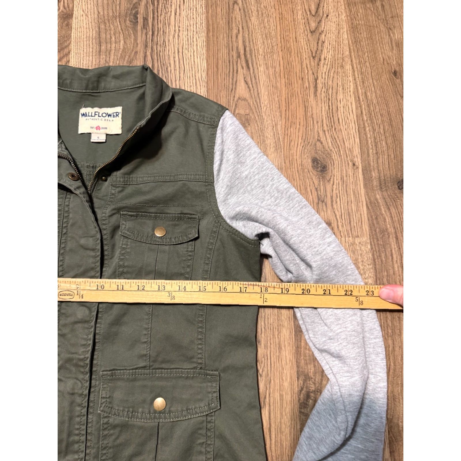 Vintage WallFlower Jacket Women's Size Small Grey Green Long Sleeve Full Zip Pockets Regular Fit Mens? Size S / US 4 / IT 40 - 6 Thumbnail