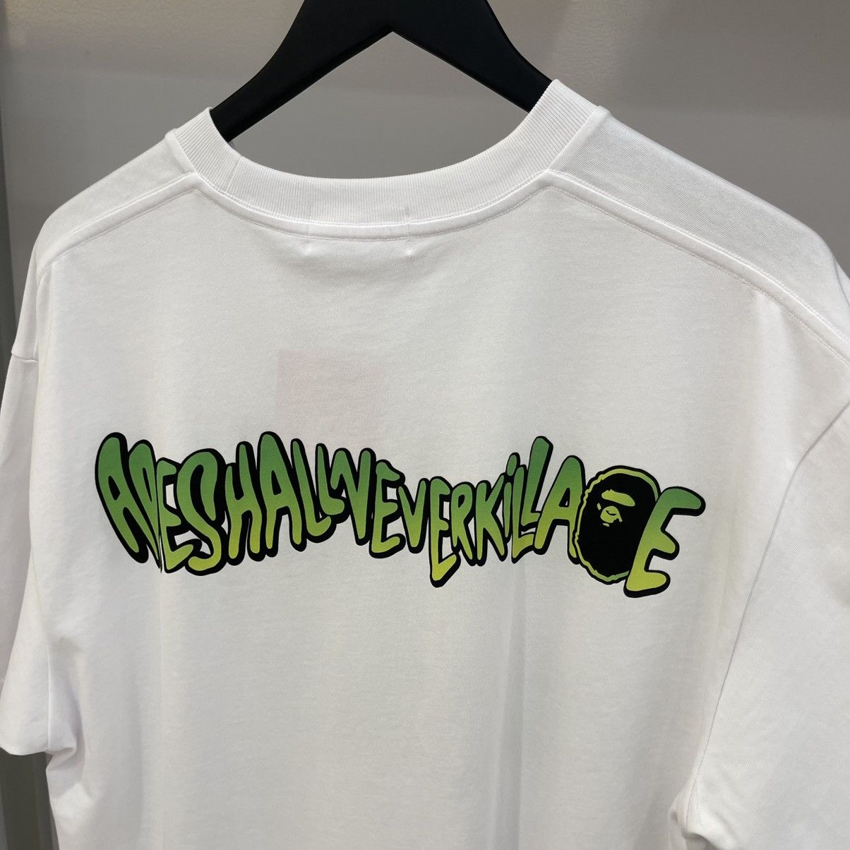 Bape Bape A Bathing Ape Car Graphic Tee White Size US L / EU 52-54 / 3 - 8 Thumbnail