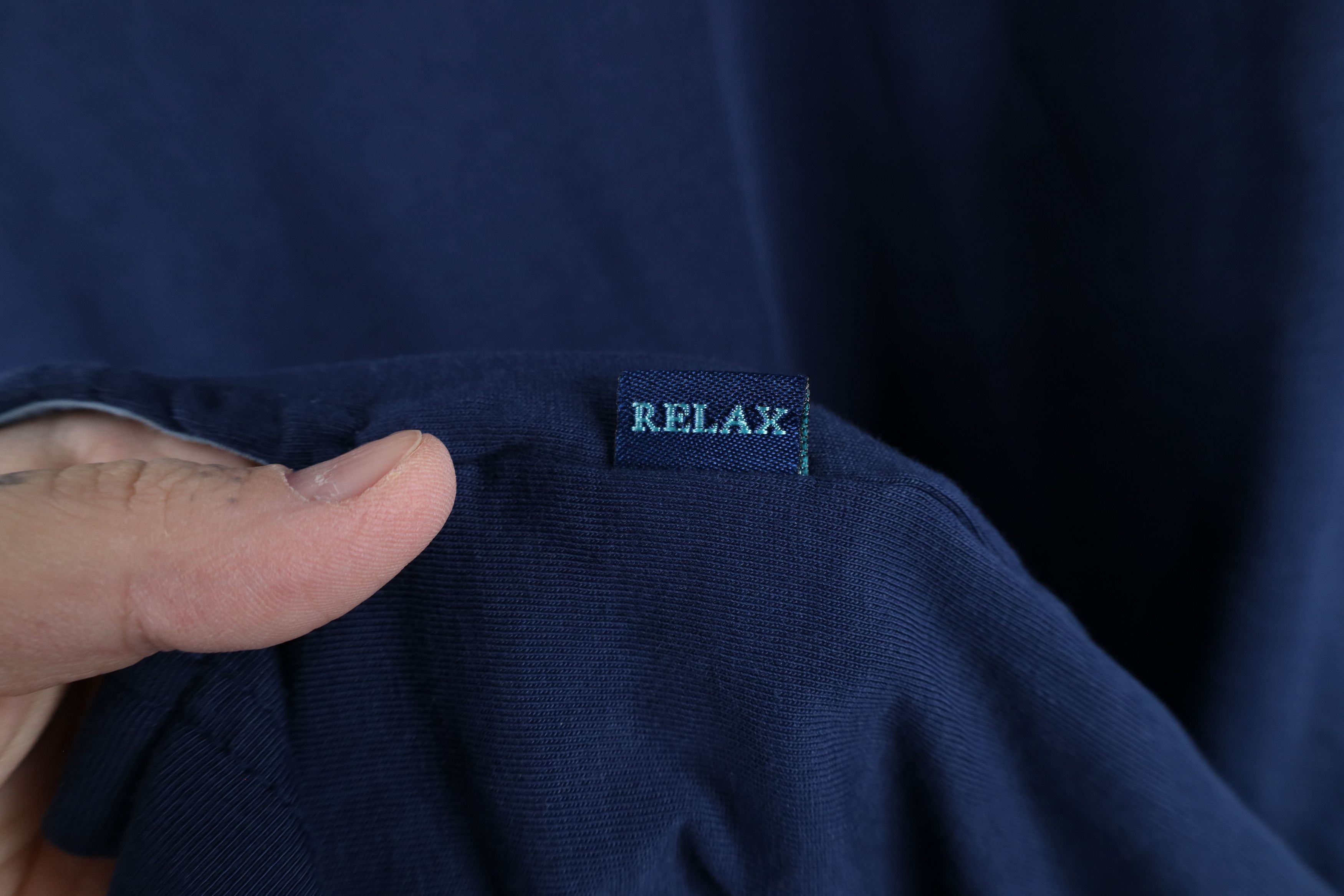 Tommy Bahama × Vintage Tommy Bahama Relax Supima Cotton V-Neck T-Shirt Navy Blue Size US XL / EU 56 / 4 - 5 Thumbnail