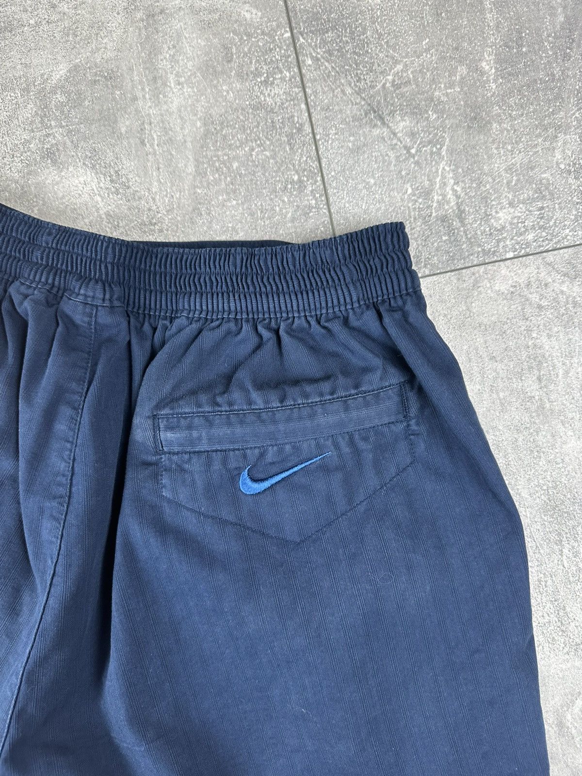 Nike Nike Golf Vintage Retro Small Swoosh Logo Short Size US 34 / EU 50 - 13 Thumbnail