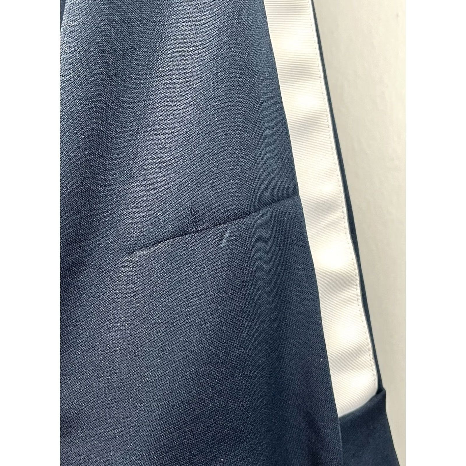 Nike VINTAGE Nike Track Jacket Mens L Navy Logo Full Zip 90s Grunge Y2K Skater Streetwear Boys? Size US L / EU 52-54 / 3 - 6 Thumbnail
