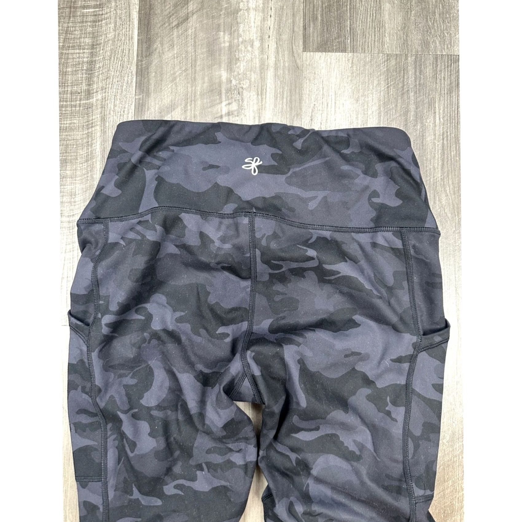Vintage Sweetflexx High Rise Pockets Camo Resistance Leggings Womens 8 Black NWOT Leather? Size 30" / US 8 / IT 44 - 4 Thumbnail