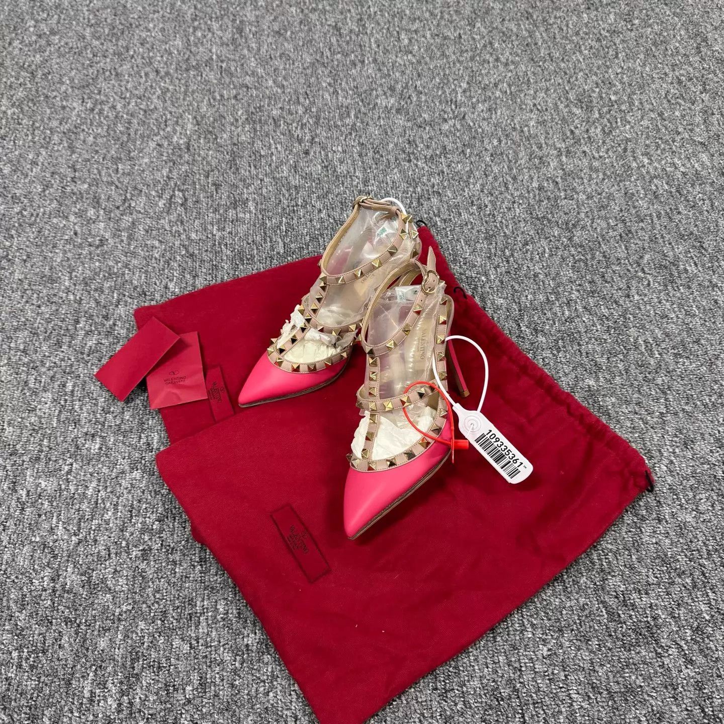 Valentino Valentino Pink Studded Pointed Stiletto Heels 35 Size US 4.5 / IT 34.5 - 1 Thumbnail