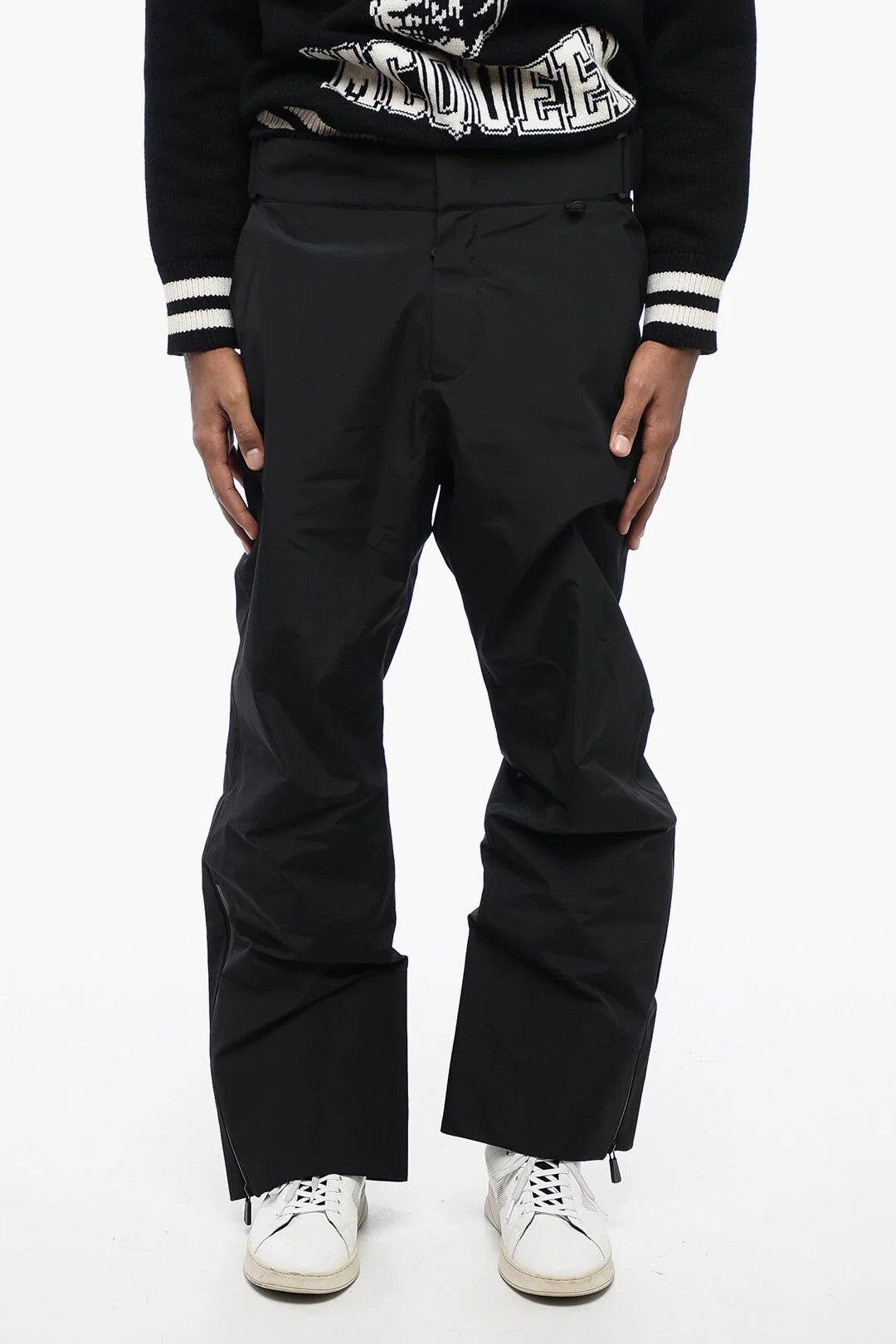 Moncler og1mm0426 Gore-Tex Ski Pant in Black Size US 32 / EU 48 - 1 Thumbnail