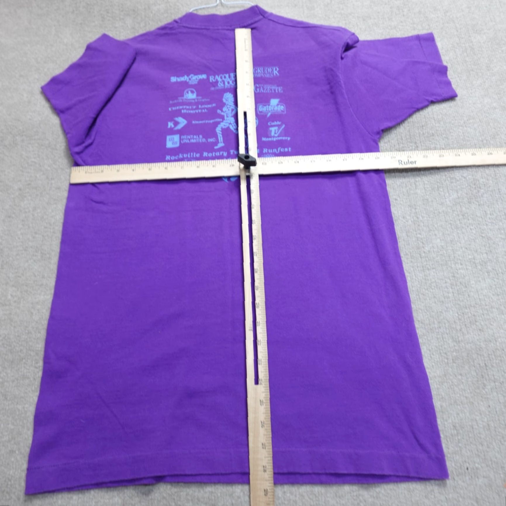 Vintage VINTAGE Twilight Run Fest Shirt S Purple 1993 Lynn Sures American Vintage Men T-Shirt Festival Purple Short Sleeve Crew Neck Cotton Blend Knit Solid Size US S / EU 44-46 / 1 - 4 Thumbnail