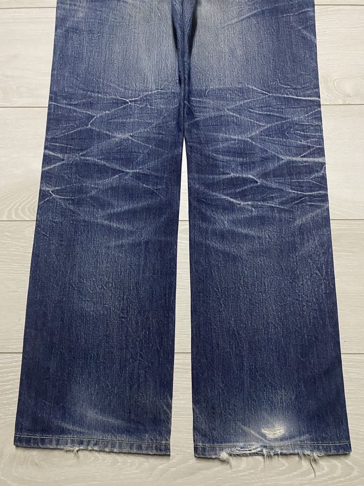 Undercover × Uniqlo Vintage Uniqlo S002 Mud Wash Whisker Distressed Loose Jeans Size US 32 / EU 48 - 6 Thumbnail