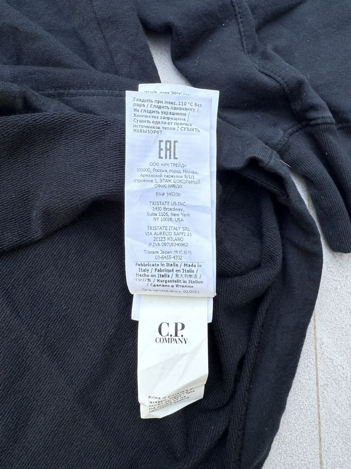 C.P. Company 90’s C.P. COMPANY RARE VINTAGE ITALIAN GOGLE Y2KRETRO HOODIE Size US L / EU 52-54 / 3 - 13 Thumbnail
