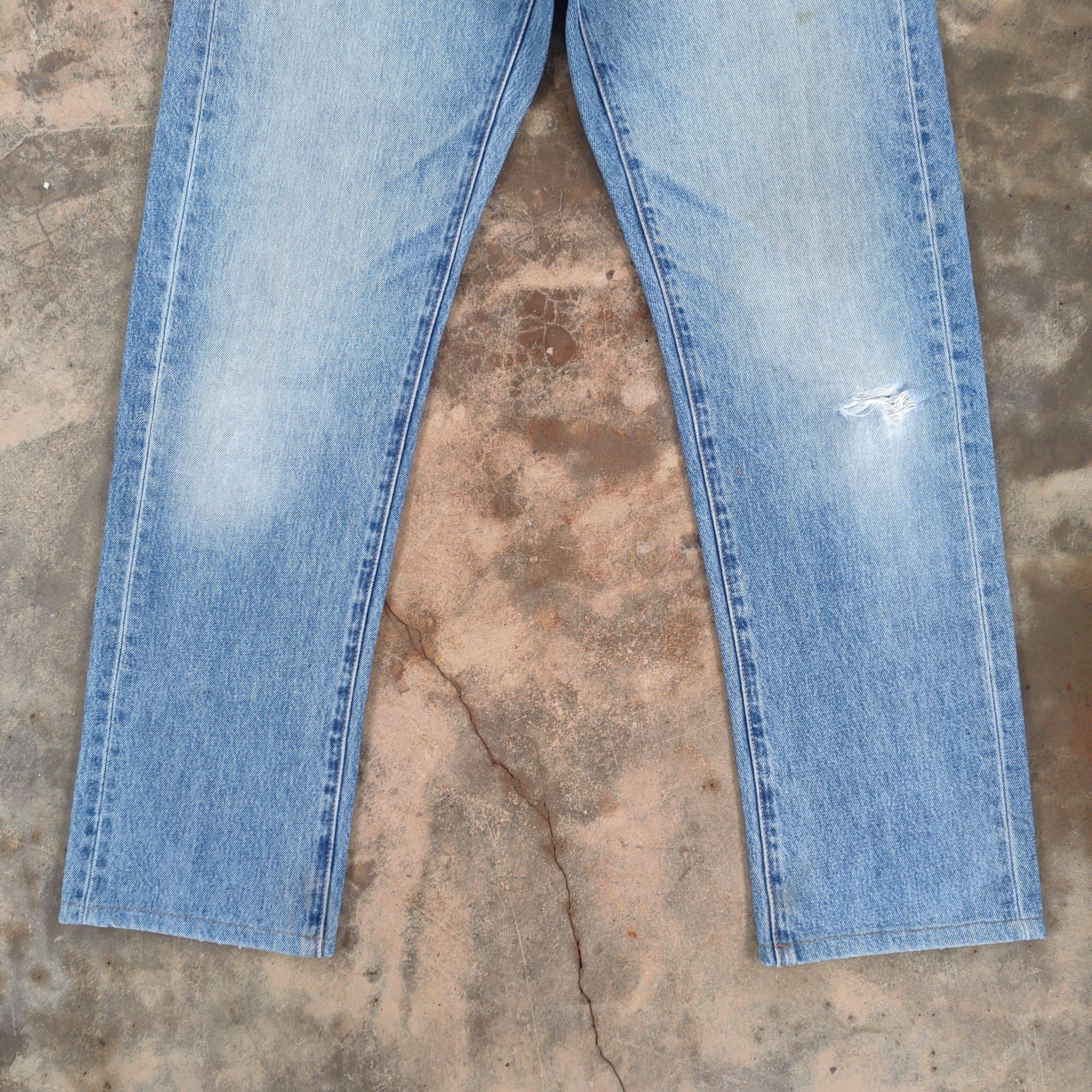 Black Label × Japanese Brand × Jean VINTAGE JAPANESE FADED RIPPED JEANS DENIM PANTS Size US 32 / EU 48 - 4 Thumbnail
