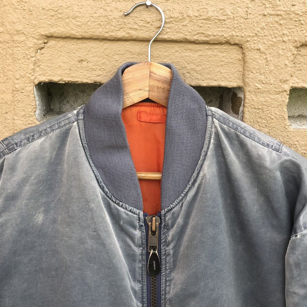 Vintage Vintage Faded MA-1 Man Intermediate Machope Bomber Jacket Size US L / EU 52-54 / 3 - 5 Thumbnail