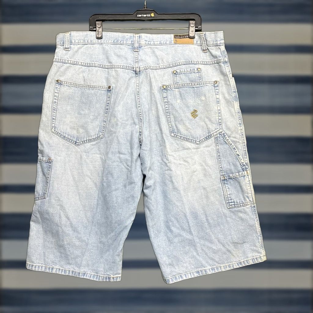 Rocawear Vintage Rocawear Jeans Shorts Mens 42 x14 Baggy Loose 90s Oversized Skater Y2K Baggy Rocawear Jeans Shorts Mens 42 x14 80s 90s Skater Y2K Baggy Size US 42 / EU 58 - 1 Thumbnail