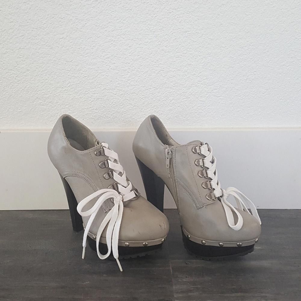 Designer Grey White Qupid Laced Up Booties Size US 7 / IT 37 - 2 Thumbnail