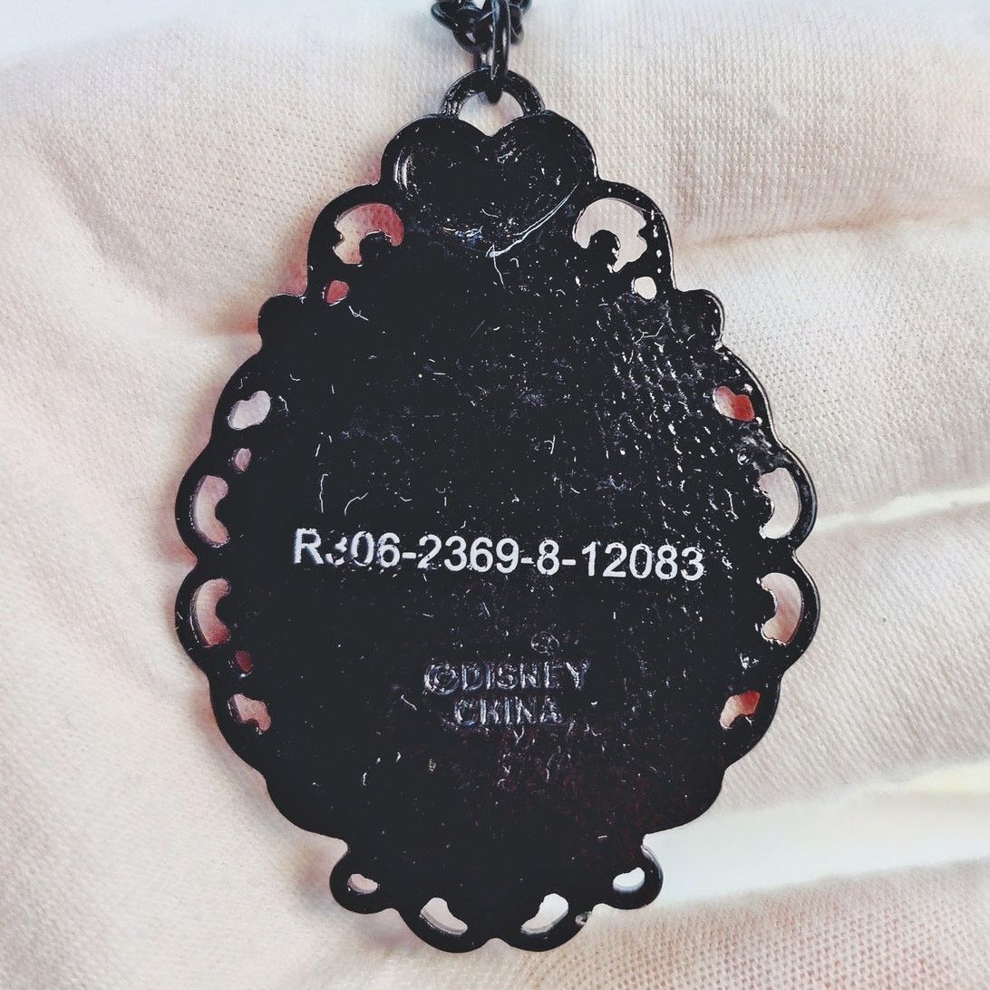 Disney Disney Parks Minnie Mouse Large Pendant Necklace NIP Size ONE SIZE - 8 Thumbnail