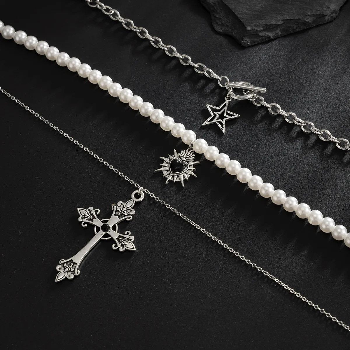 Vintage Pearl Cross Copper Plated Chain Necklace Size ONE SIZE - 5 Thumbnail
