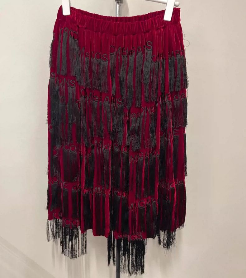 Comme des Garcons Comme des Garcons size XS Red velvet velvet tassel embroid Size 25" / US 0 / IT 36 - 2 Thumbnail