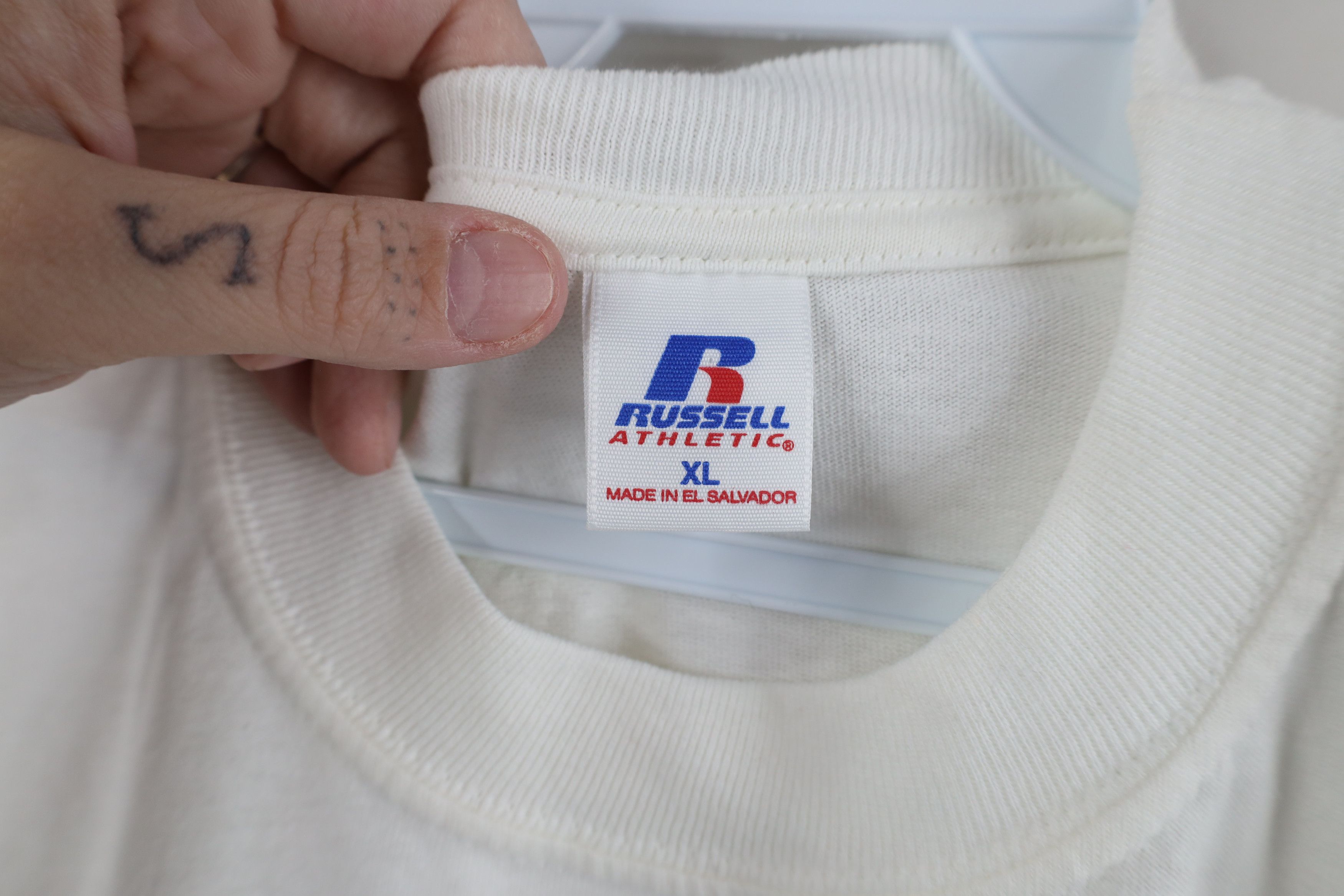 Russell Athletic Vintage 90s Russell Athletic Toledo Basketball T-Shirt White Size US XL / EU 56 / 4 - 7 Thumbnail
