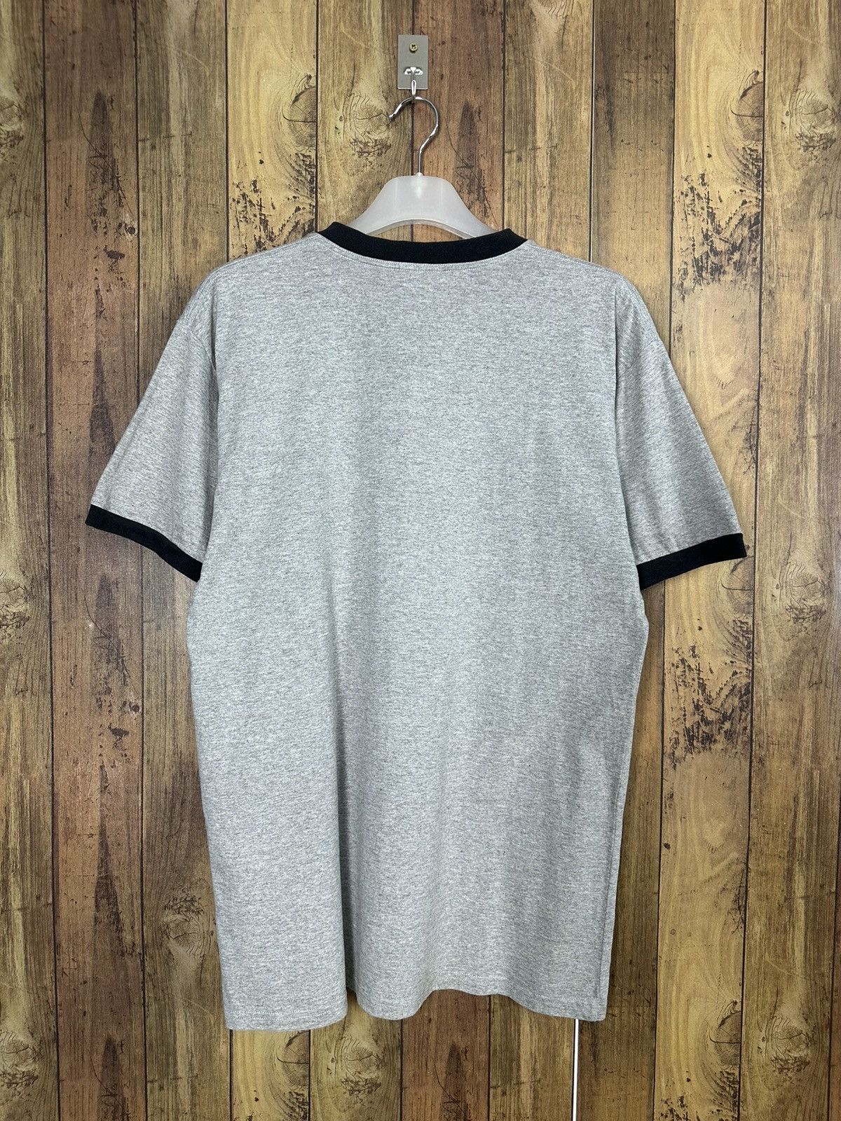 Nike 90s Nike Center Swoosh Logo Vintage Tshirt A395 Size US L / EU 52-54 / 3 - 3 Thumbnail