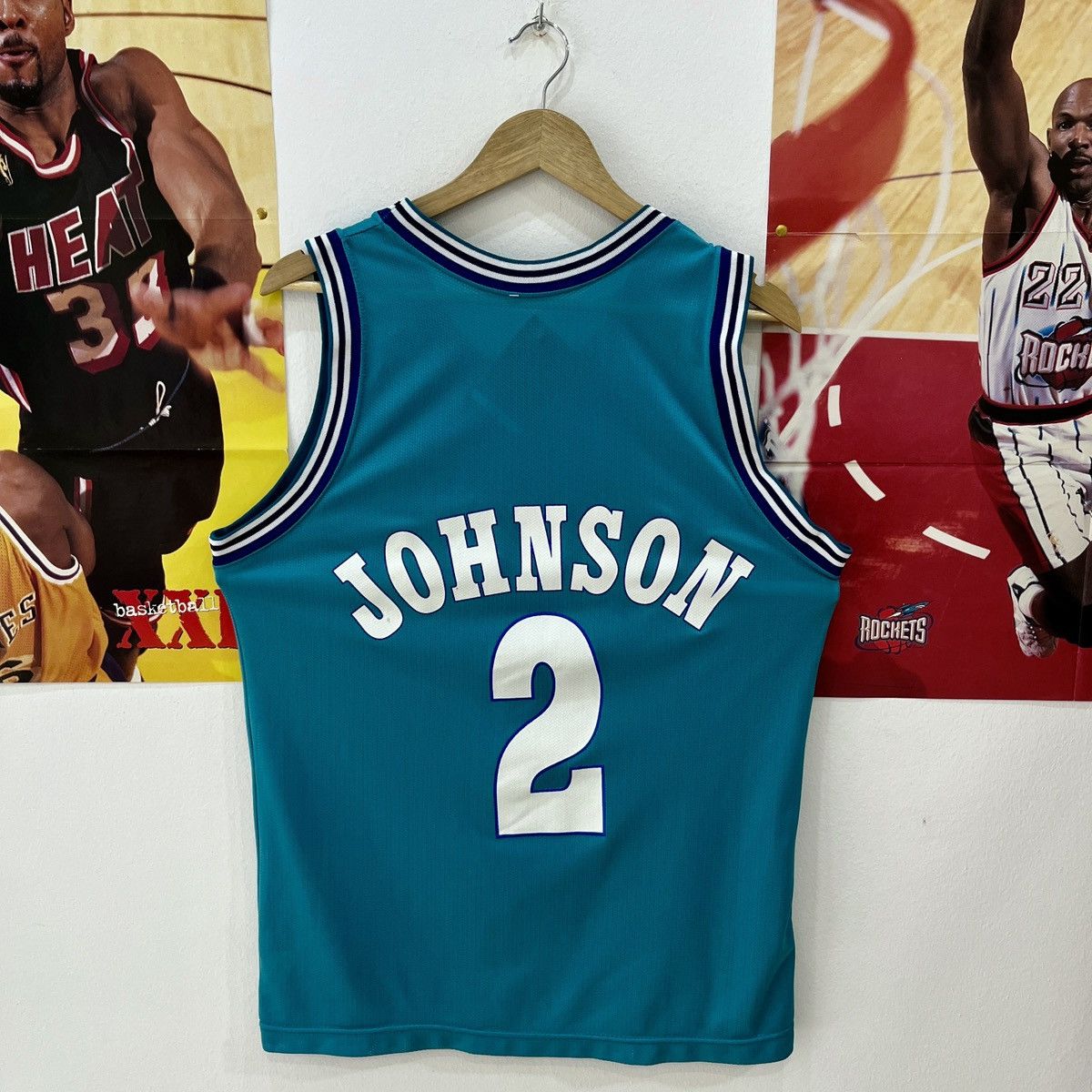 Champion × NBA × Vintage Vintage Charlotte Hornets 1991-92 Johnson #2 Champion Jersey Size US M / EU 48-50 / 2 - 2 Thumbnail