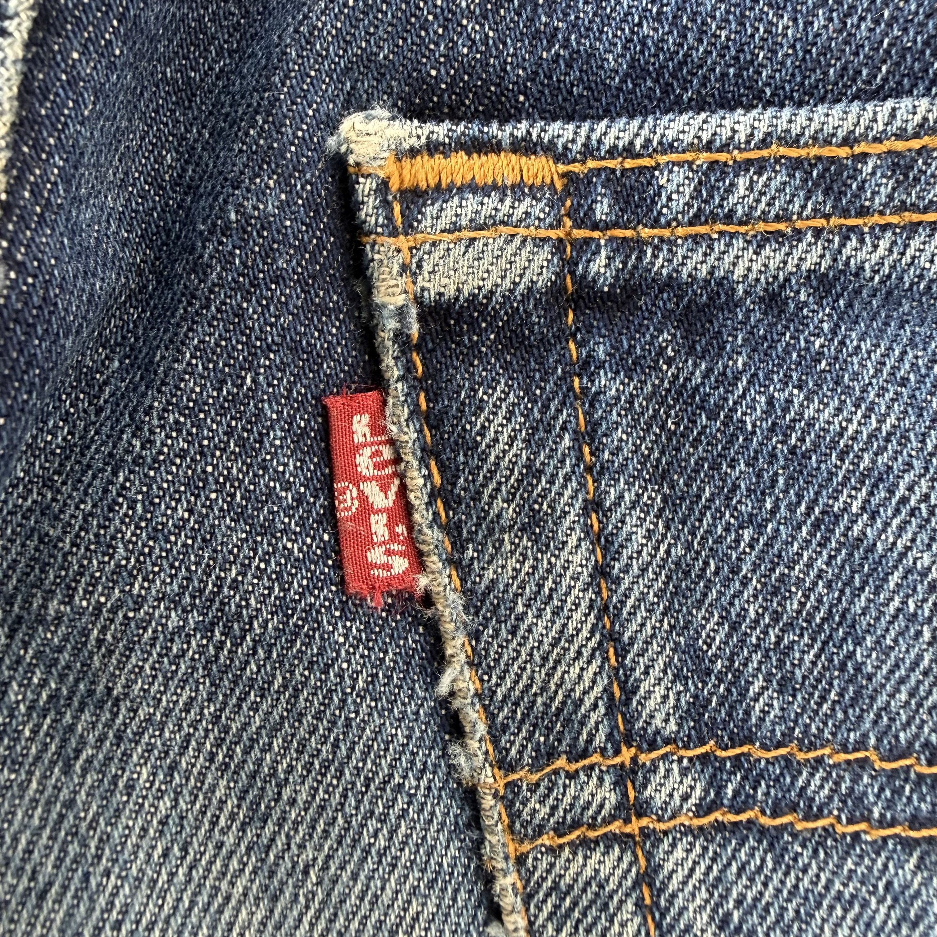 Levi's Vintage Clothing W30 Vintage Levi's 501 Faded Denim Jean Pants Size US 30 / EU 46 - 15 Thumbnail