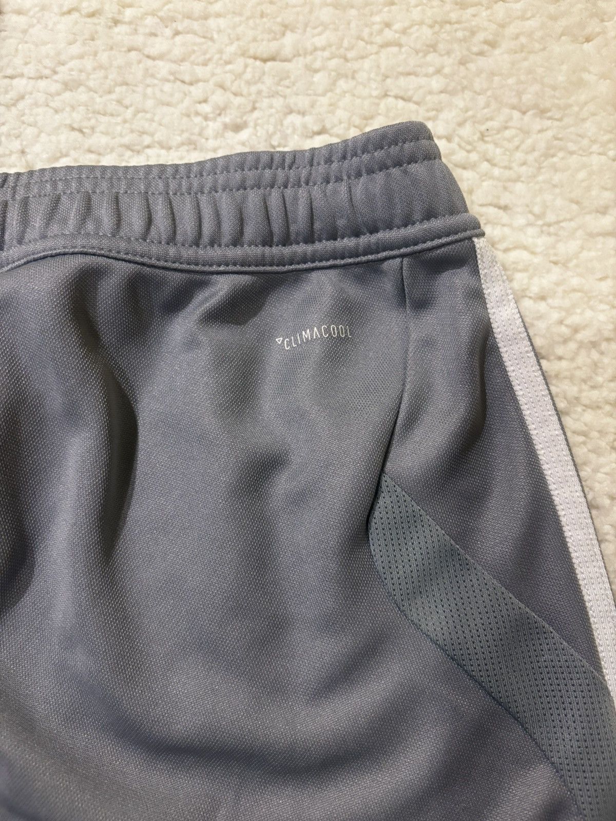 Adidas Adidas gray sweetpants1612 Size US 29 - 8 Thumbnail