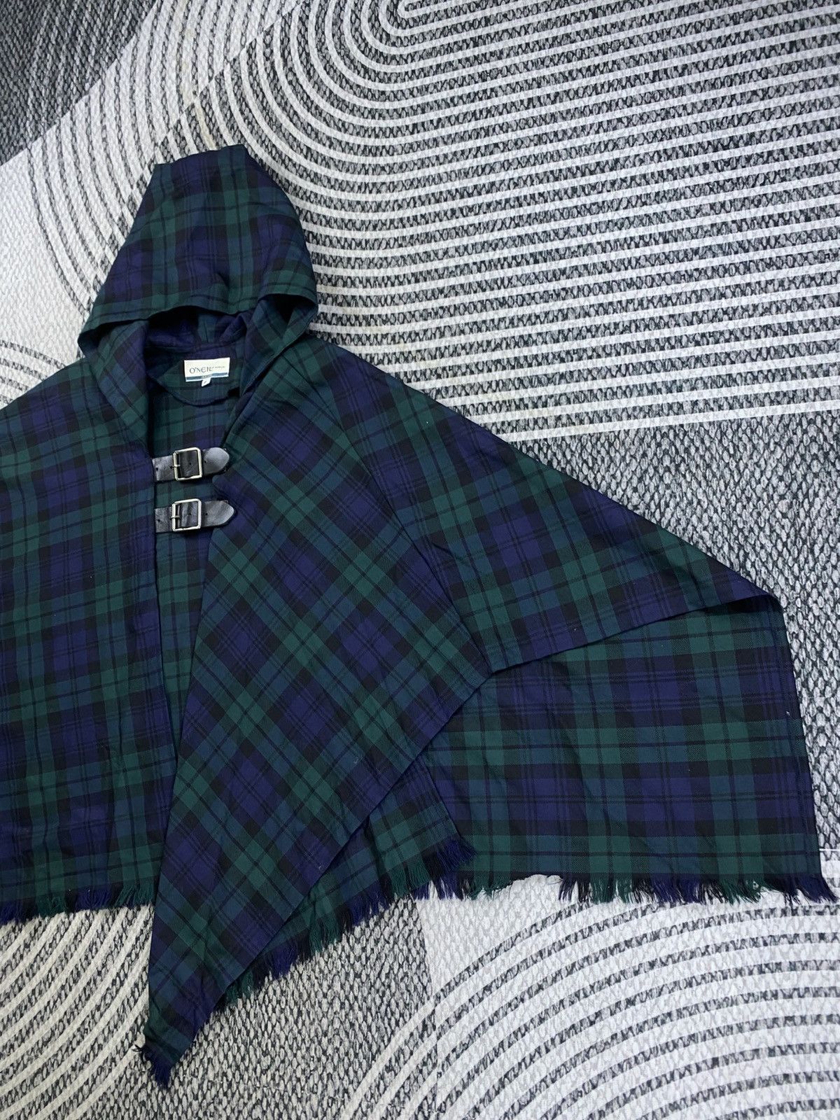 O'Neill Vtg O’neill Of Dublin Wool Plaid Tartan Hooded Cape Jacket Size US XL / EU 56 / 4 - 4 Thumbnail