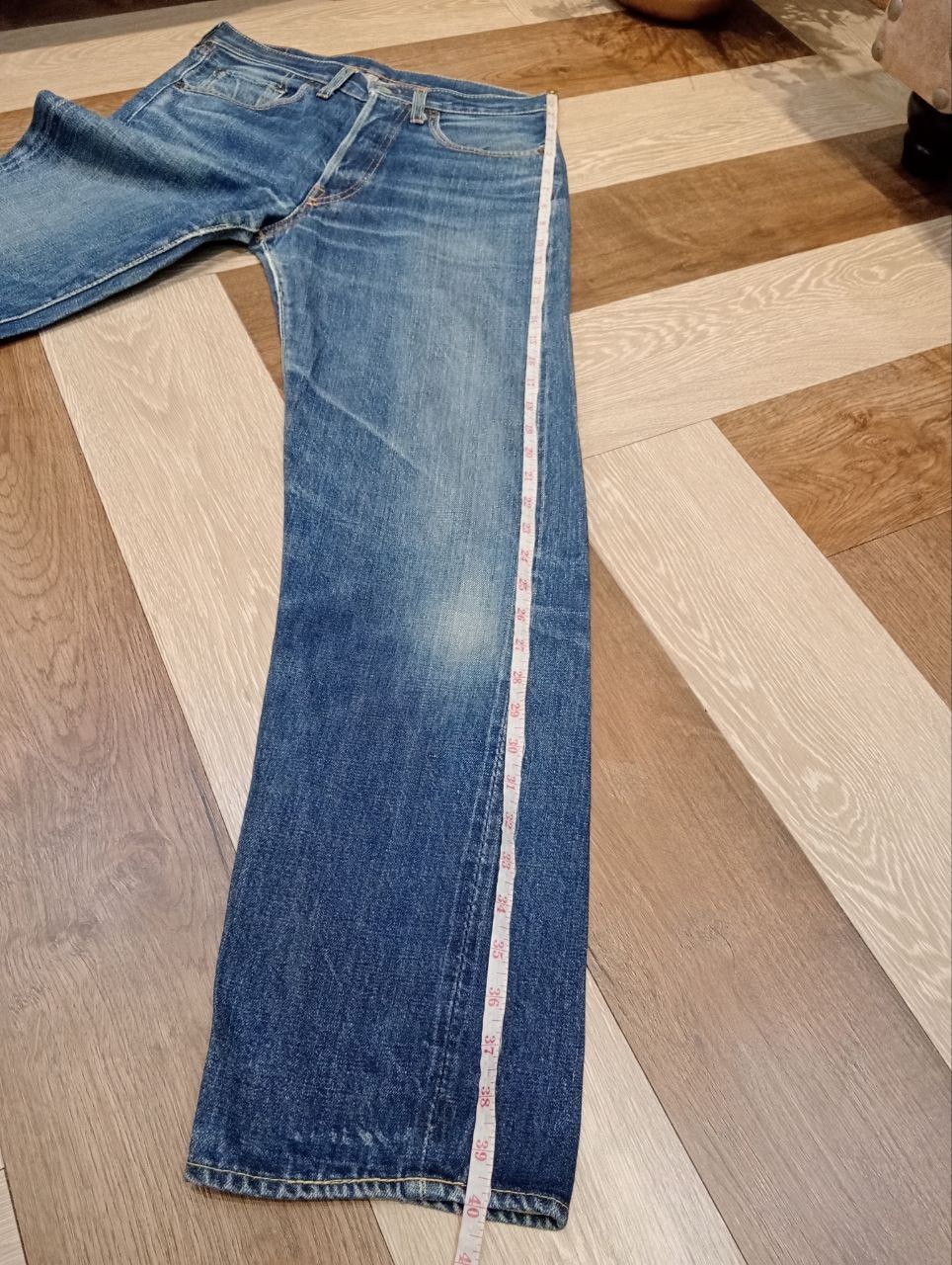 Levi's Vintage Clothing RARE LEVI'S VINTAGE 501 CAPITAL E BLUE SELVEDGE JEANS Size US 30 / EU 46 - 22 Thumbnail