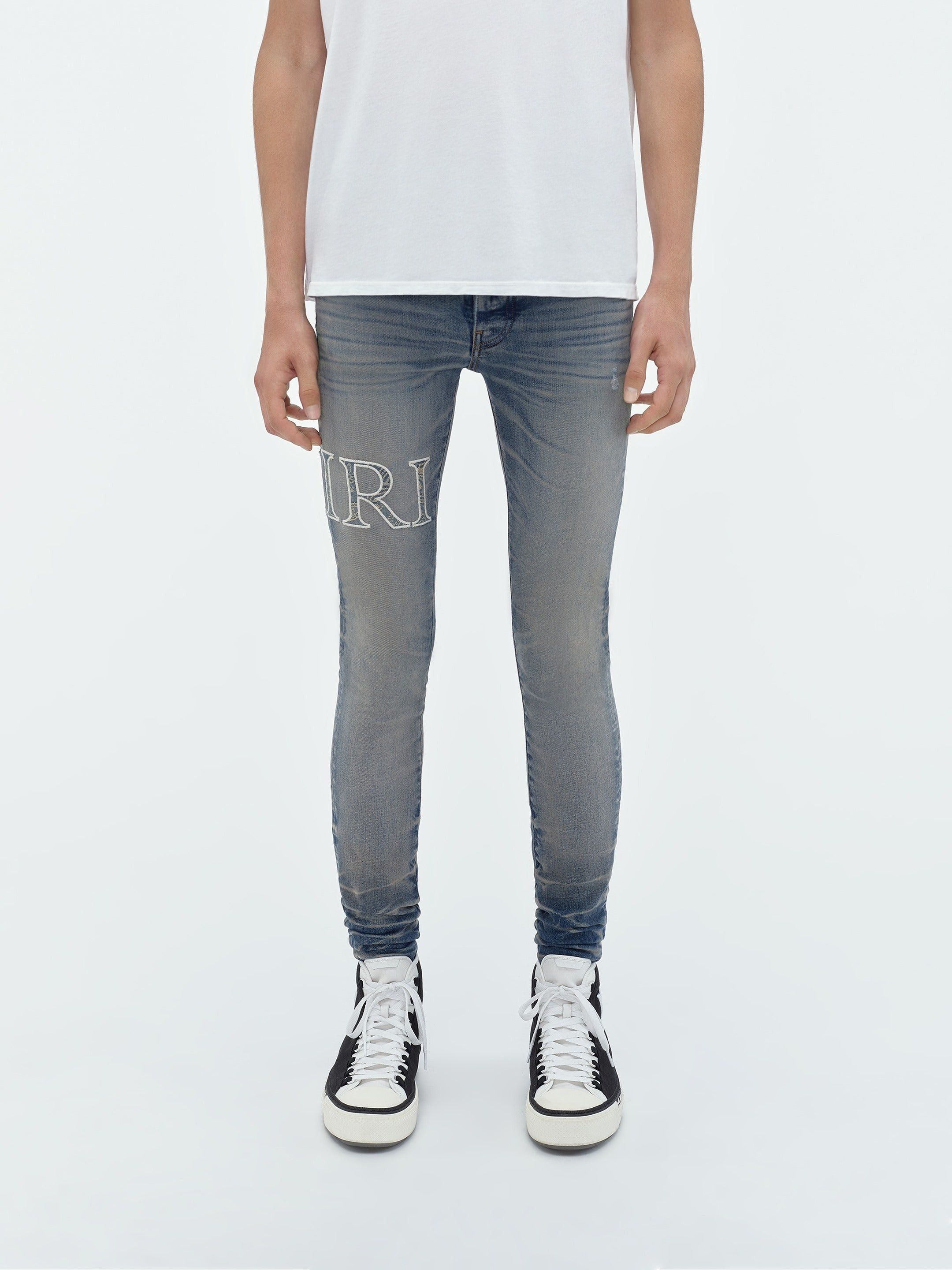 Amiri oc11z0225 Core Logo Jeans in Blue Size US 31 - 3 Thumbnail