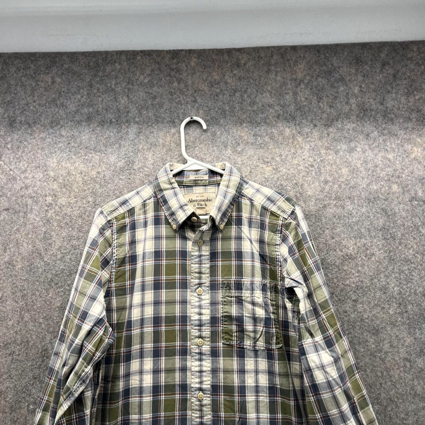 Abercrombie & Fitch Abercrombie & Fitch Shirt Men L Green Button-Down Flannel Plaid Long Sleeve Button-Up Casual Activewear Regular Fit Size US L / EU 52-54 / 3 - 2 Thumbnail