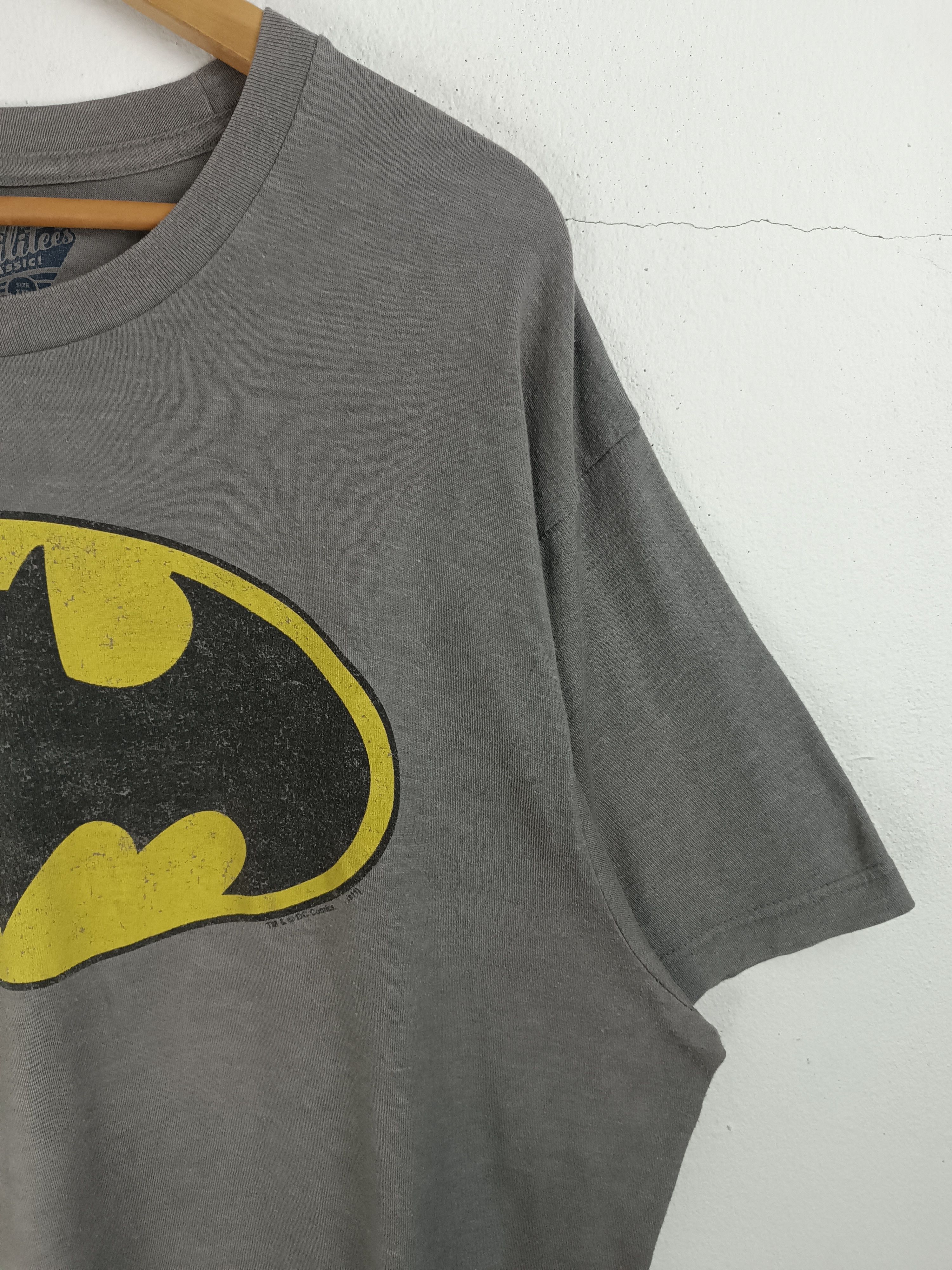 DC Comics VINTAGE BATMAN CLASSIC LOGO DC COMICS SUPERHERO SUPERMAN Size US XXL / EU 58 / 5 - 5 Thumbnail
