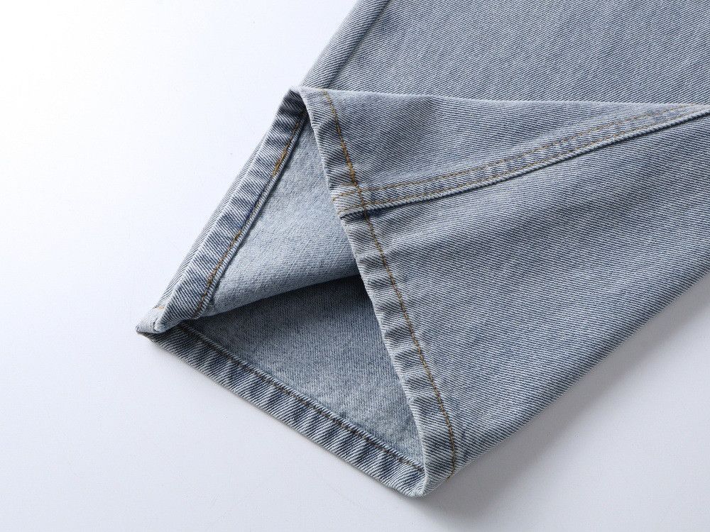 Jean Men's loose-fitting vintage washed distressed jeans Size US 32 / EU 48 - 5 Thumbnail