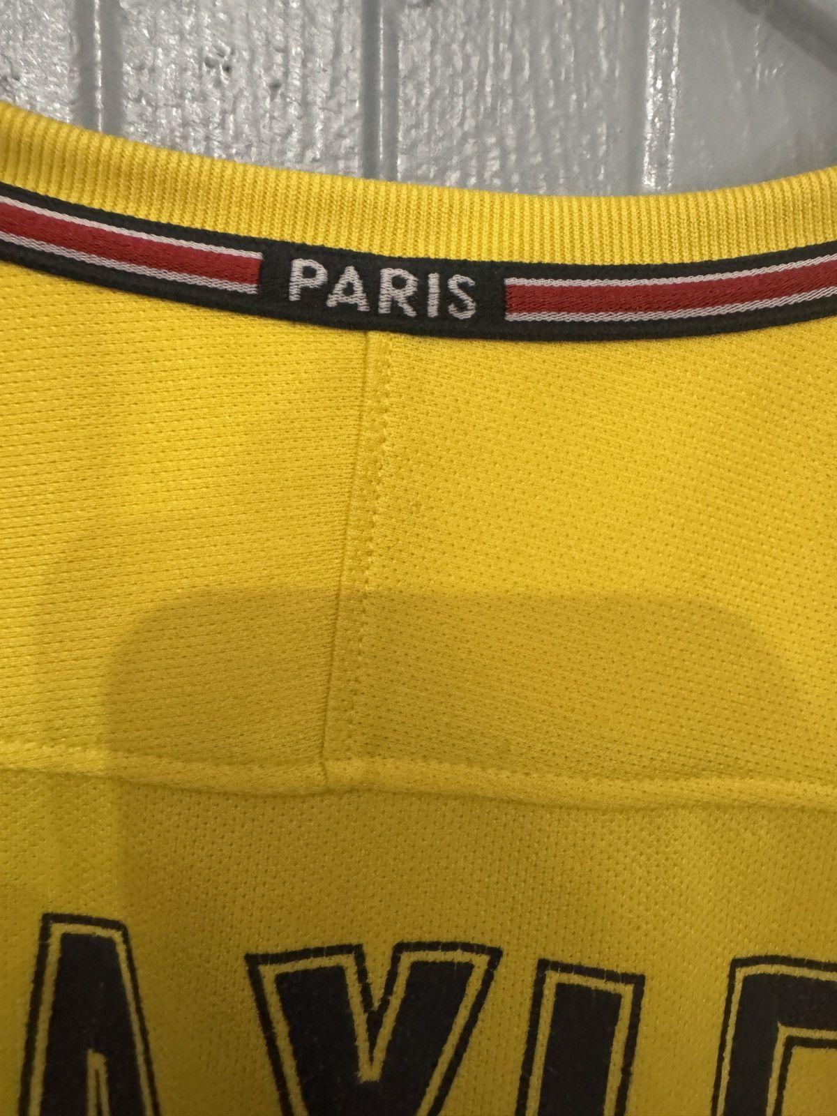 Nike Nike PSG 2017/18 Away Jersey - Yellow Size US M / EU 48-50 / 2 - 6 Thumbnail