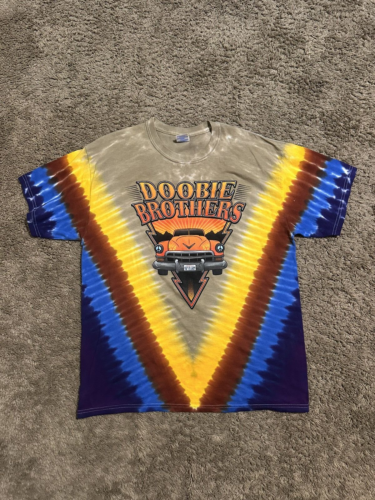 Gildan Vintage Doobie Brothers Rockin Down 90s shirt size large Size US L / EU 52-54 / 3 - 1 Thumbnail