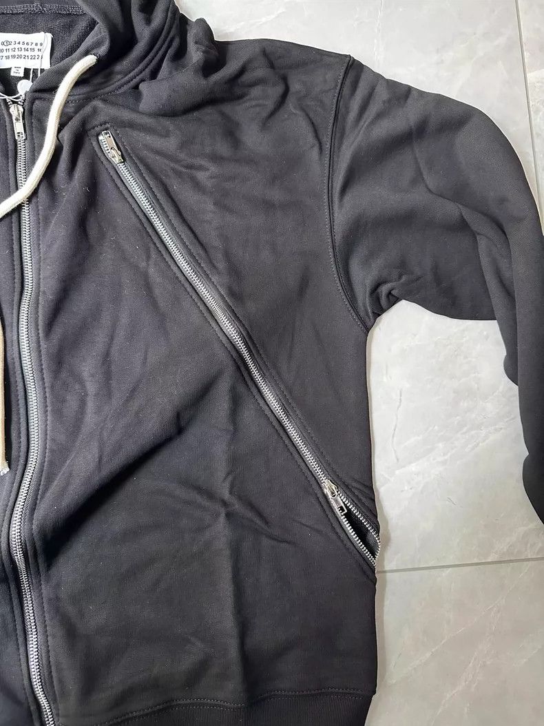 Maison Margiela Maison Margiela Black zipper hooded casual cotton jacket 25 Size US M / EU 48-50 / 2 - 5 Thumbnail